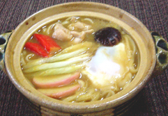 冬の定番あつあつ鍋焼きうどん
